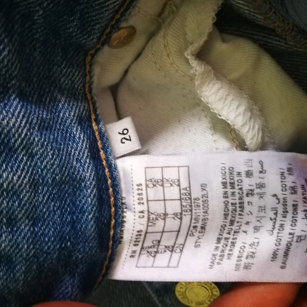 Jeans - Picture 3 of 4